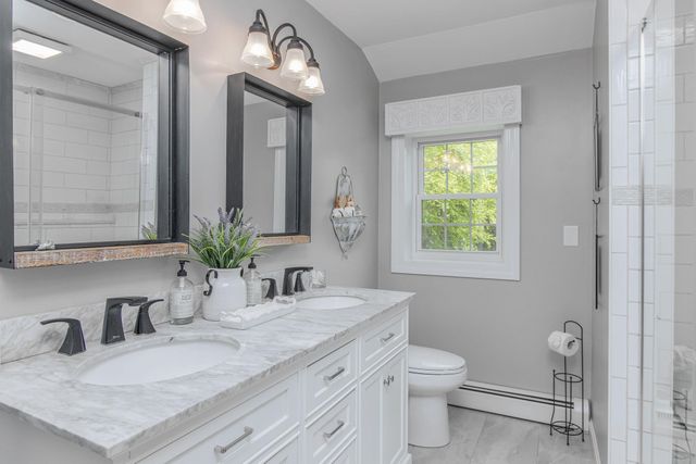 29 Barbour Road, Hampton, NH 03842