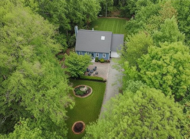 29 Barbour Road, Hampton, NH 03842