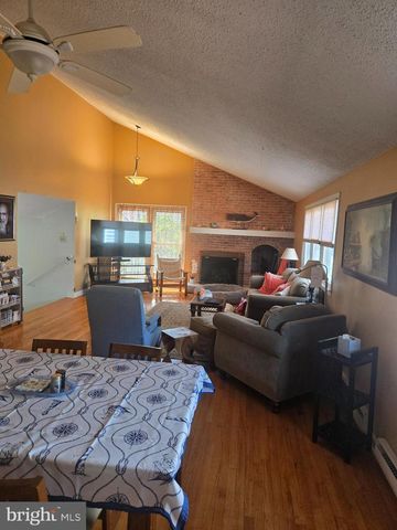 351 W 10TH ST, Ship Bottom, NJ 08008