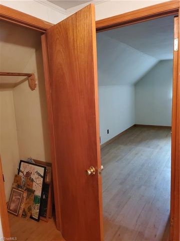 1701 Greenfield Street, Winston-salem, NC 27127