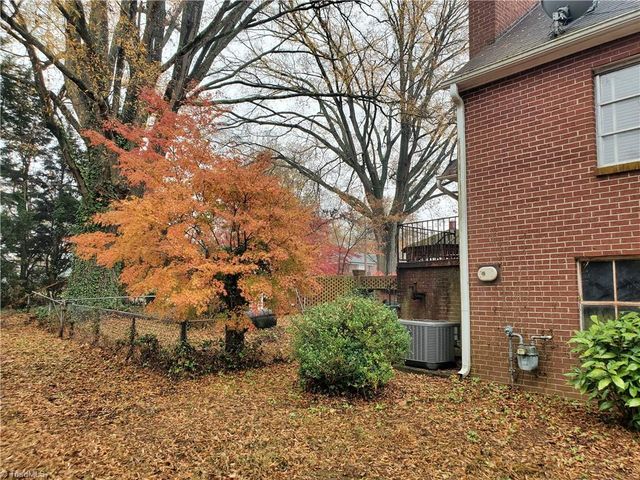 1701 Greenfield Street, Winston-salem, NC 27127