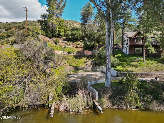 2026 Lakeshore Drive, Agoura Hills, CA 91301