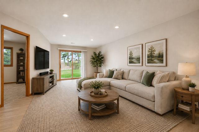 4233 93rd Avenue N, Brooklyn Park, MN 55443