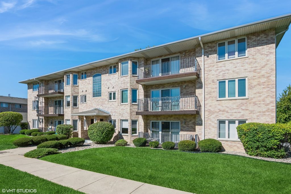 10228 Southwest Highway 2D, Chicago Ridge, IL 60415