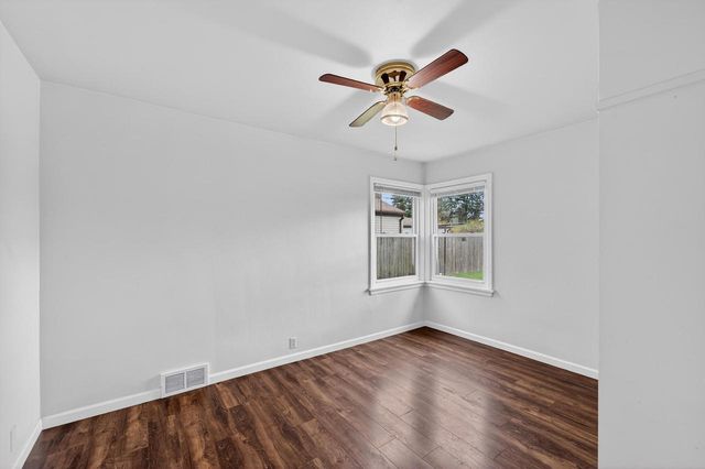 2919 Drexel AVENUE, Racine, WI 53403
