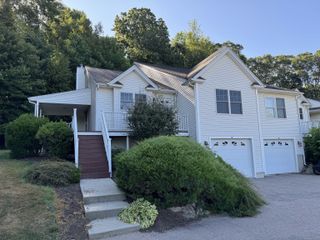 32 Murphys Drive 32, Groton, CT 06340