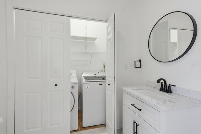 8 Coolidge Street, Westford, MA 01886