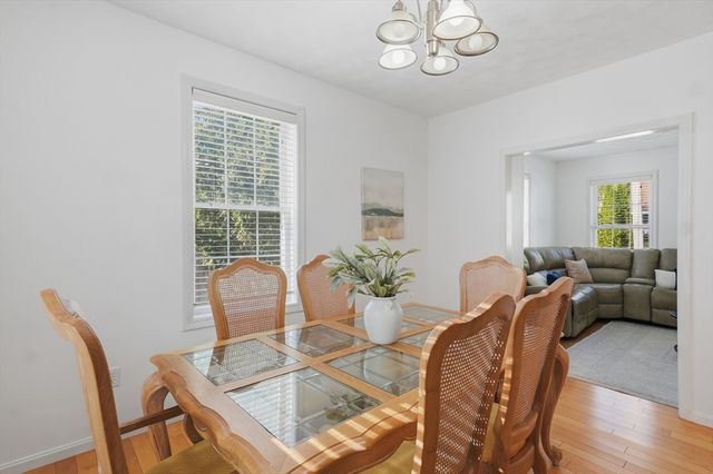 8 Coolidge Street, Westford, MA 01886