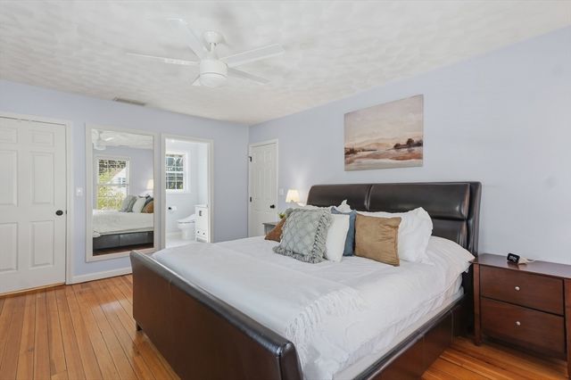 8 Coolidge Street, Westford, MA 01886