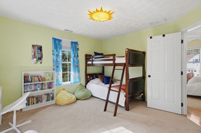 8 Coolidge Street, Westford, MA 01886