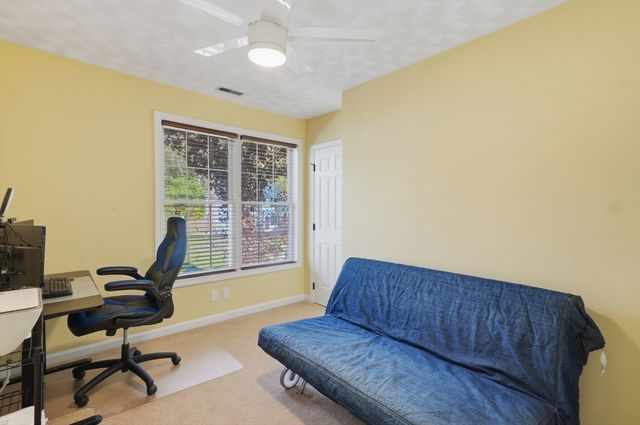 8 Coolidge Street, Westford, MA 01886