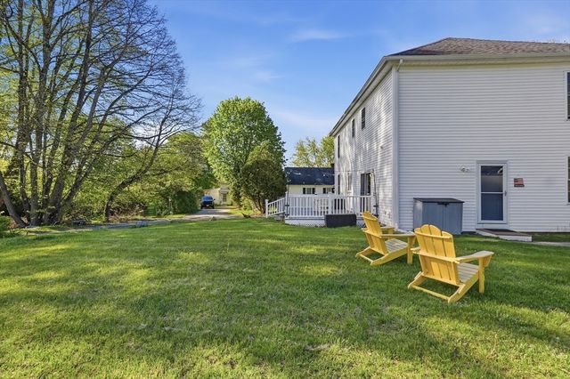 8 Coolidge Street, Westford, MA 01886
