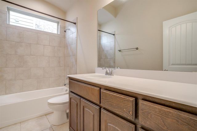 205 Mineral Point Drive, Aledo, TX 76008