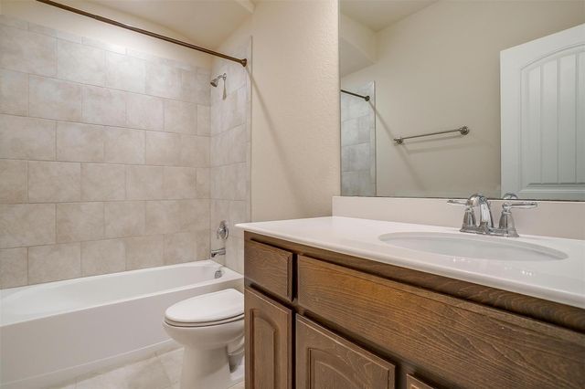 205 Mineral Point Drive, Aledo, TX 76008