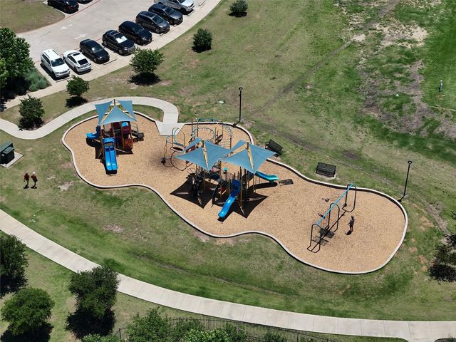 205 Mineral Point Drive, Aledo, TX 76008