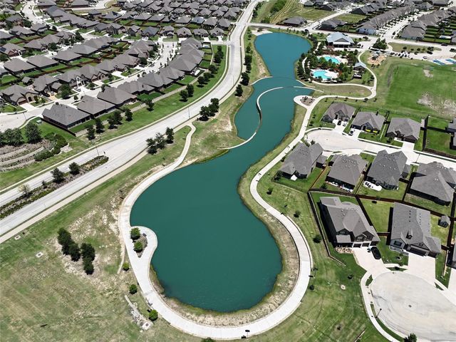 205 Mineral Point Drive, Aledo, TX 76008