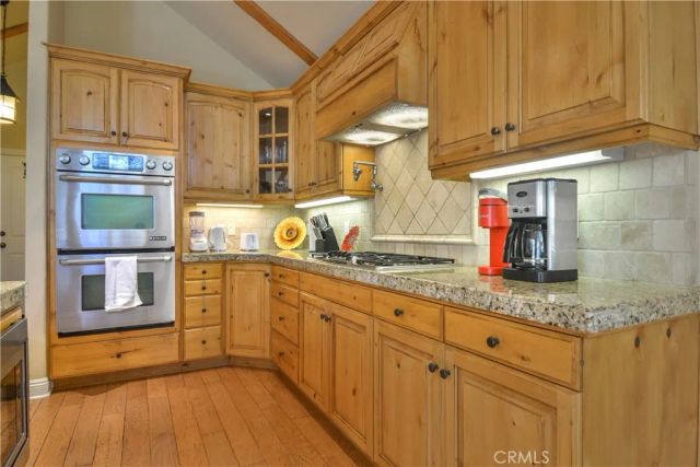 173 Grizzly Road, Lake Arrowhead, CA 92352