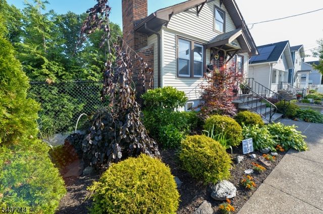 18 Parker Ave, Hawthorne Boro, NJ 07506