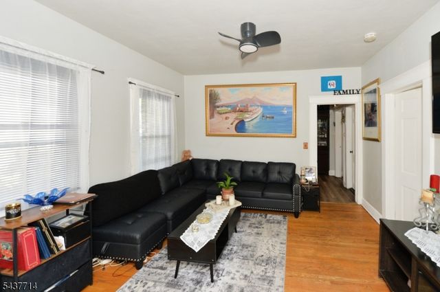 18 Parker Ave, Hawthorne Boro, NJ 07506
