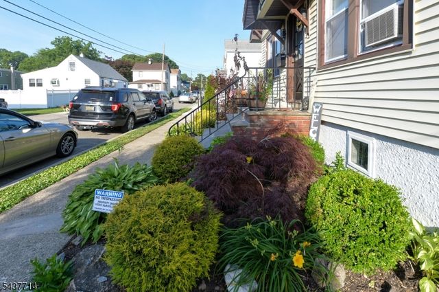 18 Parker Ave, Hawthorne Boro, NJ 07506
