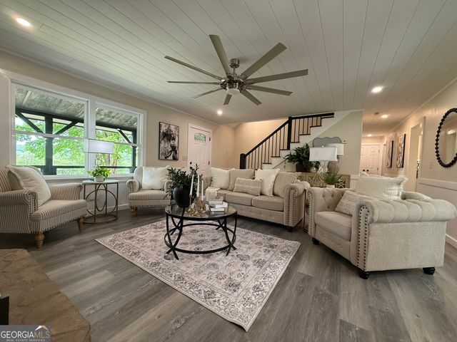 181 M J Shirley Drive, Clayton, GA 30525