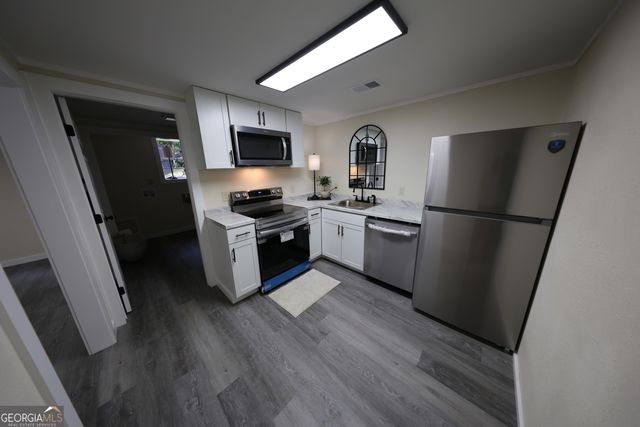 181 M J Shirley Drive, Clayton, GA 30525