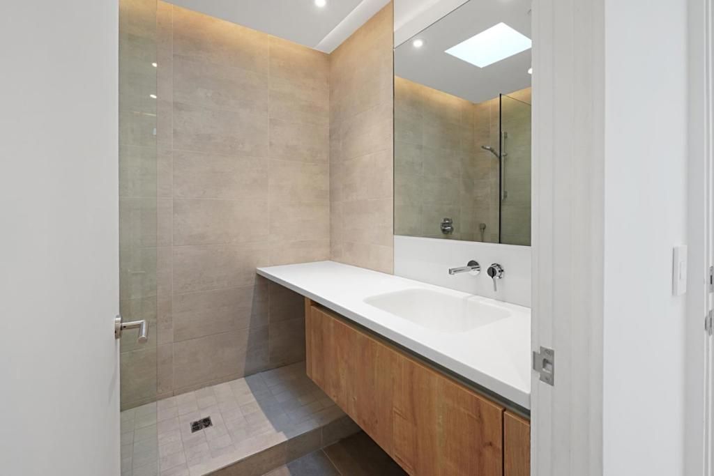 Image 28 of property listing at 324 Kelly Avenue, Half Moon Bay, CA 94019