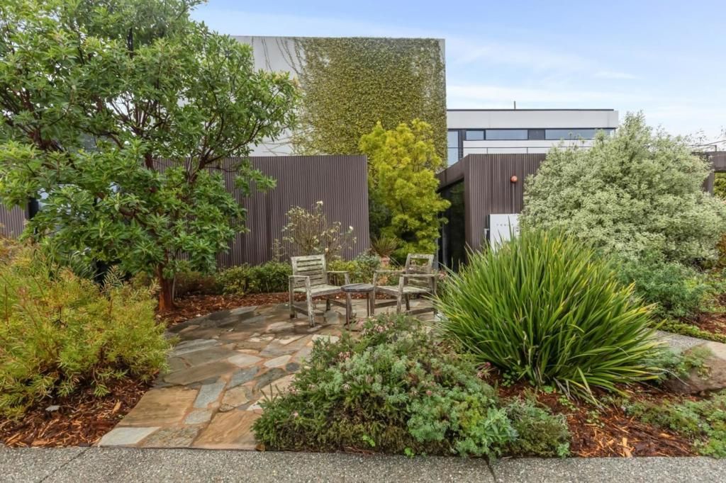 Image 39 of property listing at 324 Kelly Avenue, Half Moon Bay, CA 94019
