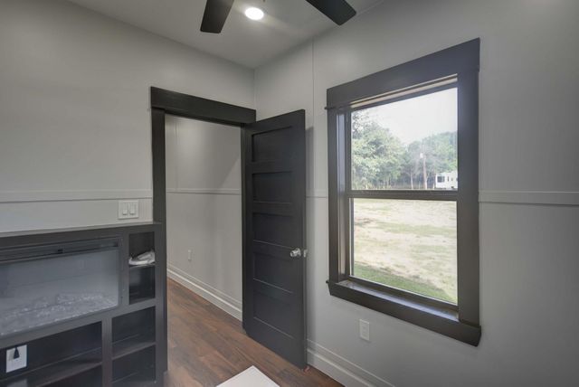519 Sunflower Lane, New Ulm, TX 78950