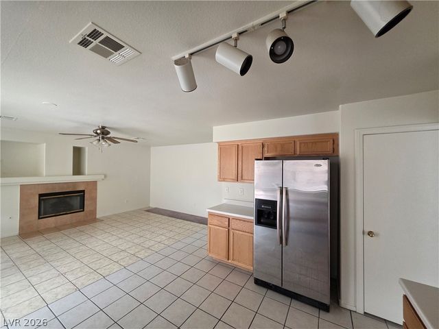 25 Newburg Avenue, North Las Vegas, NV 89032