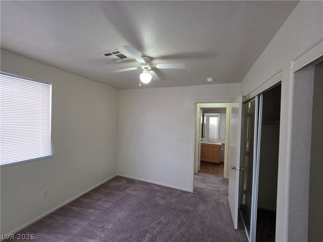 25 Newburg Avenue, North Las Vegas, NV 89032