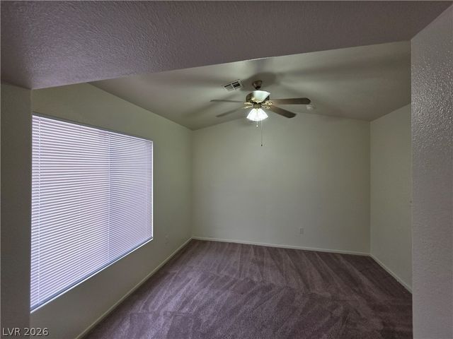 25 Newburg Avenue, North Las Vegas, NV 89032