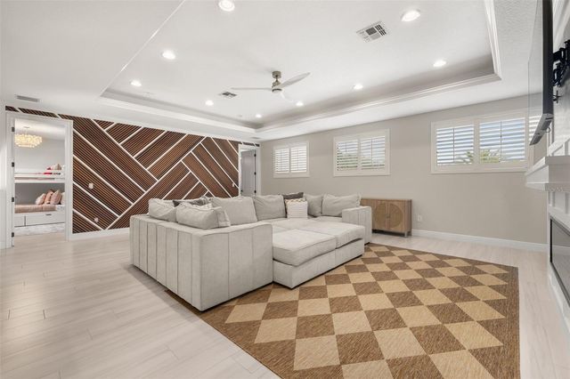 5526 MARLEON DRIVE, Windermere, FL 34786