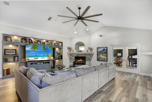 4813 SW 95TH TERRACE, Gainesville, FL 32608