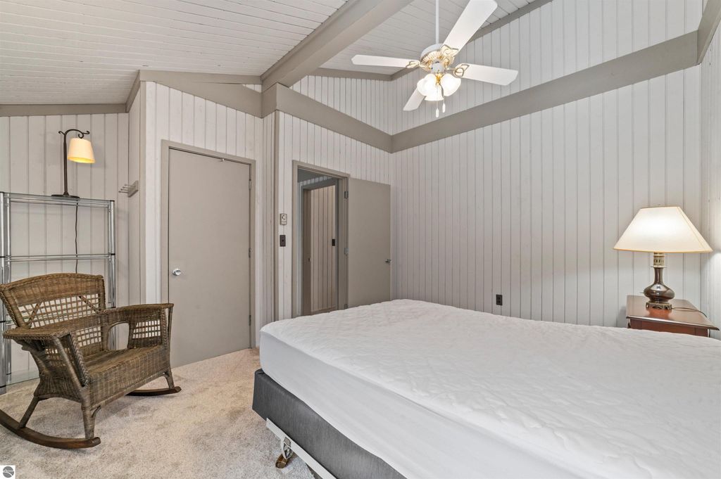 Image 16 of property listing at 2500 Josef Strasse # 410-411, Bellaire, MI 49615