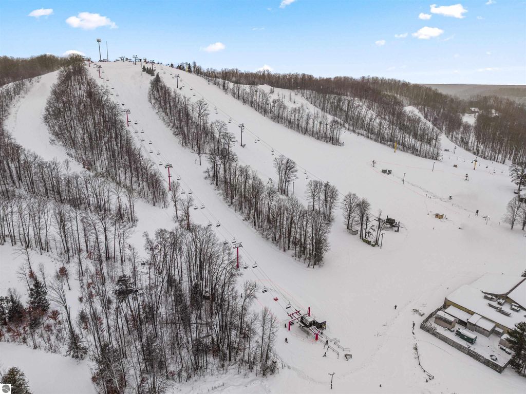 Image 40 of property listing at 2500 Josef Strasse # 410-411, Bellaire, MI 49615