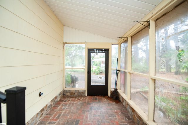 607 Vanney Circle, Boiling Springs, SC 29316
