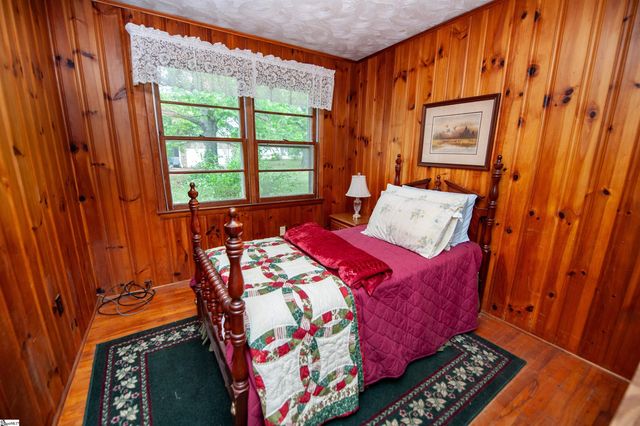 607 Vanney Circle, Boiling Springs, SC 29316