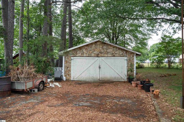 607 Vanney Circle, Boiling Springs, SC 29316