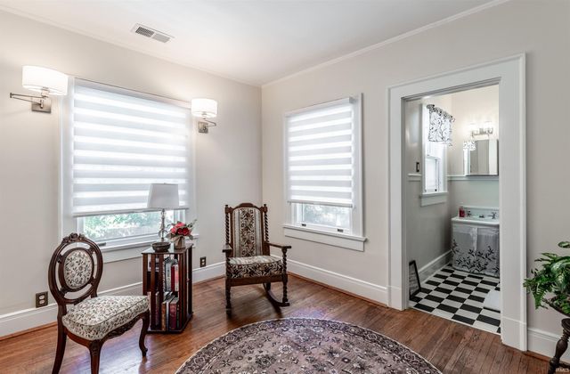 1216 SE Riverside Drive, Evansville, IN 47713