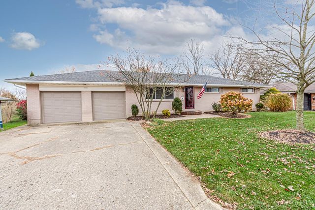 1014 Blossom Heath Road, Lebanon, OH 45036