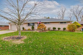 1014 Blossom Heath Road, Lebanon, OH 45036
