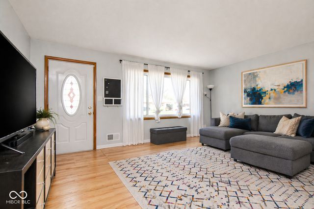 423 Kentucky Avenue, Plainfield, IN 46168