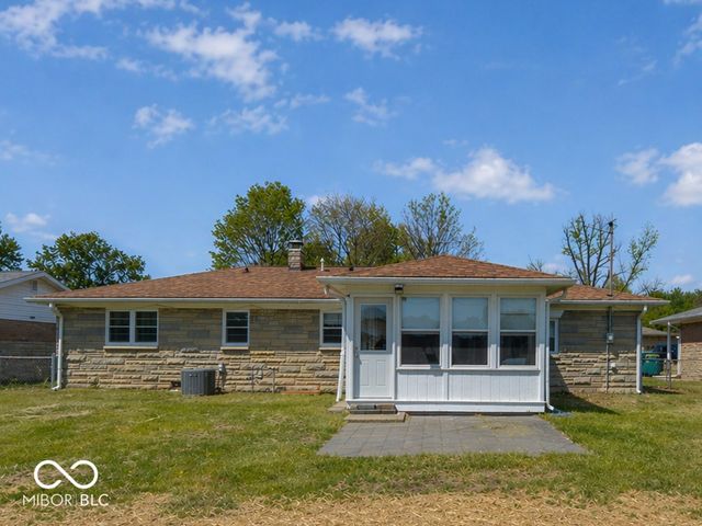 423 Kentucky Avenue, Plainfield, IN 46168