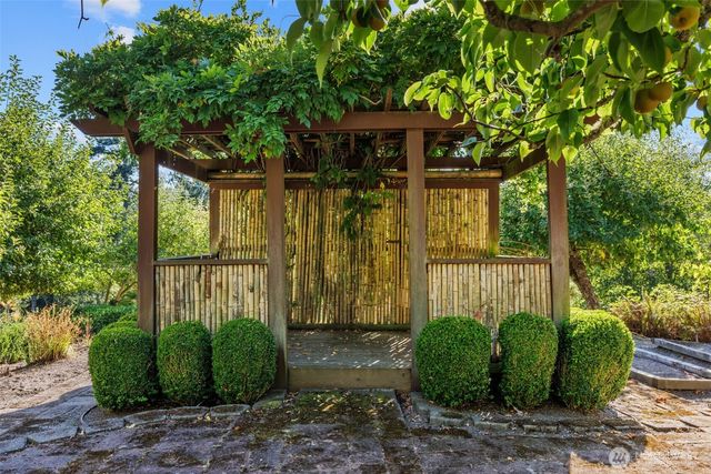 5504 Emil Road, Langley, WA 98260