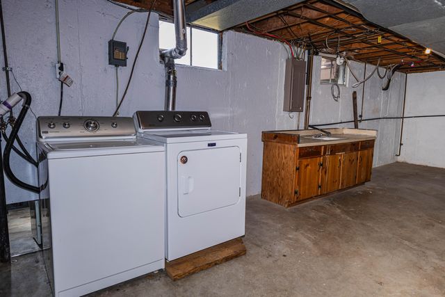 5563 Green Meadow RD, Roanoke, VA 24018