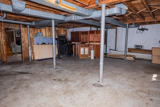 5563 Green Meadow RD, Roanoke, VA 24018