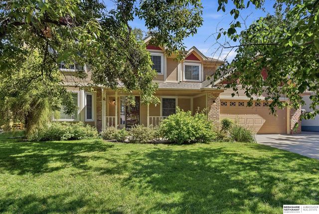 1000 Hickory Hill Road, Papillion, NE 68046