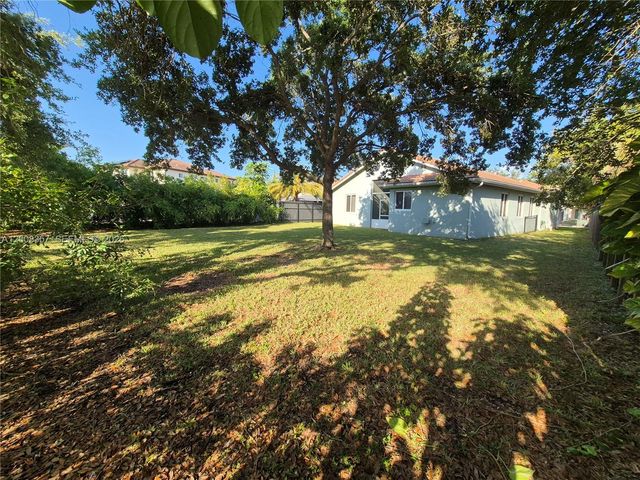 161 SE 22nd Ter, Homestead, FL 33033