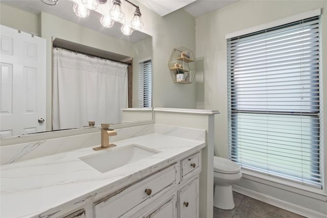 7310 Maple Lane, Baytown, TX 77521